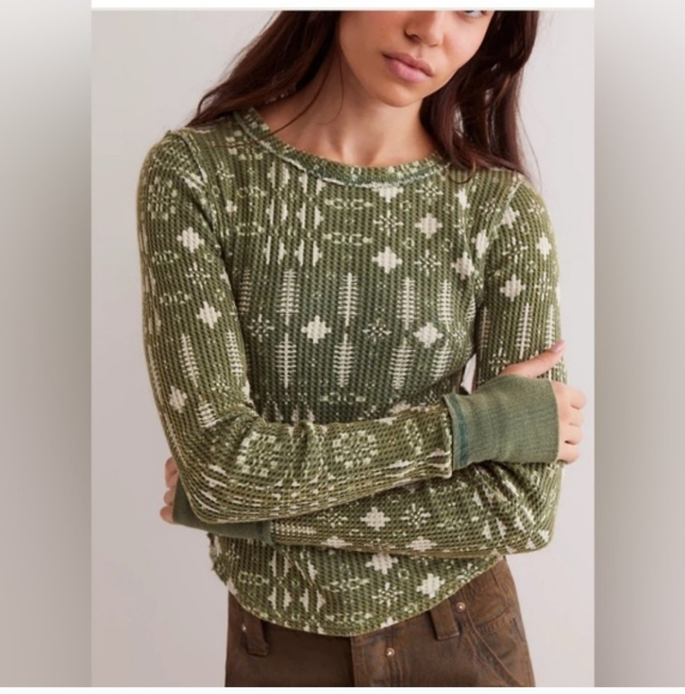 Free People We The Free Pretty Little Thermal. NWT. Pine combo